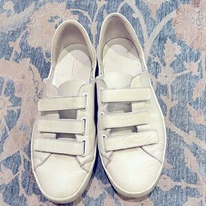 Freda Salvador Libby D’Orsay Sneakers